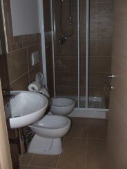Bagno bilocale in riva al mare
